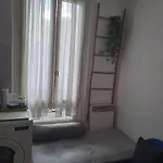 Appartement 2 pieces 27 m2 paris 19 crimée